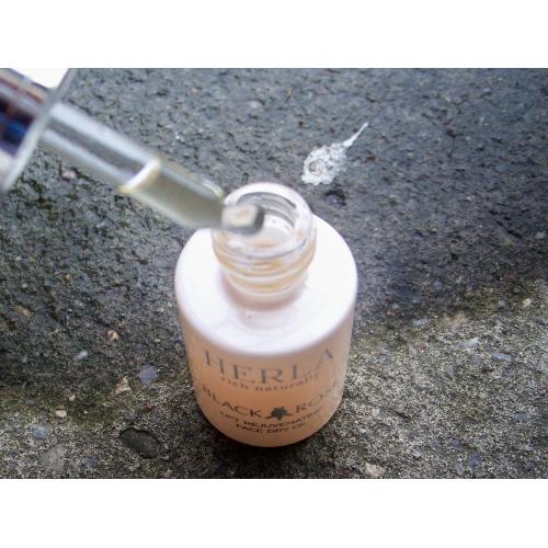 Herla Black Rose, Lift Rejuvenating Face Dry Oil (Odmładzający suchy olejek liftingujący do twarzy) - opinie | zdjęcie do recenzji od Smerfeta83 - 1