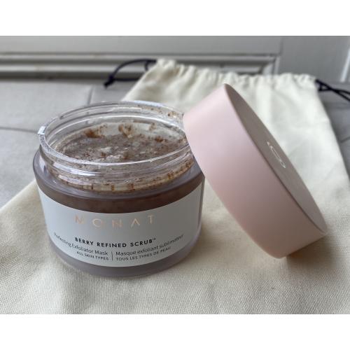 Monat Berry Refined Scrub Perfectig Exfoliator Mask (Scrub do twarzy) - opinie | zdjęcie do recenzji od kosmetycznieIGrA - 2