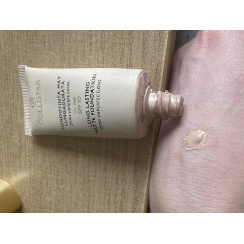 Collistar Long-Lasting Matte Foundation Zero Imperfections SPF 10 (Trwały podkład matujący `Zero niedoskonałości`) - opinie | zdjęcie do recenzji od pannalotta - 2