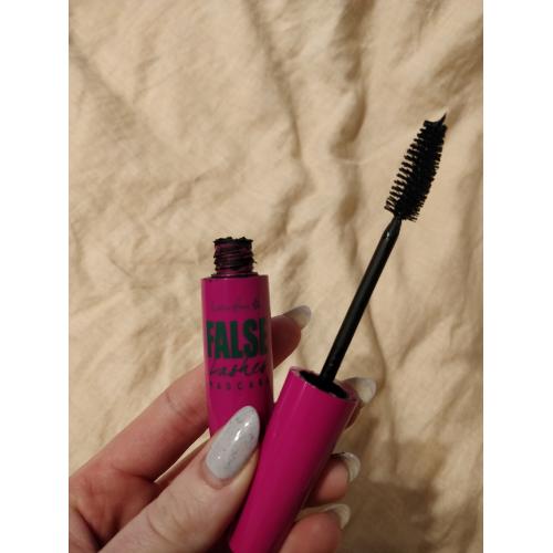Lovely False Lashes Mascara (Tusz dający efekt sztucznych rzęs) - opinie | zdjęcie do recenzji od Paula9595p - 2