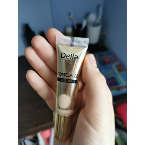 Delia Free Skin, Face Concealer Green Correcting (Zielony korektor do twarzy korygujący zaczerwienienia) - opinie | zdjęcie do recenzji od kaszkkka