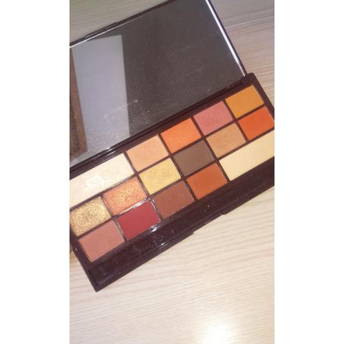 I Heart Revolution Orange Chocolate Shadow Palette (Paleta 16 cieni do powiek) - opinie | zdjęcie do recenzji od KlaudiaKlaudiaT