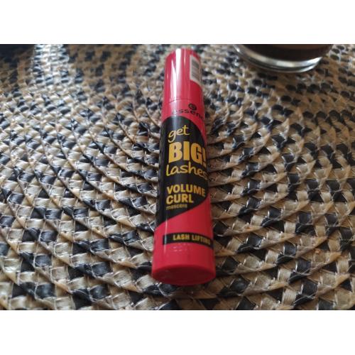 Essence Get BIG Lashes, Volume Curl Mascara (nowa wersja) (Tusz do rzęs pogrubiający i podkręcający) - opinie | zdjęcie do recenzji od czaderka222