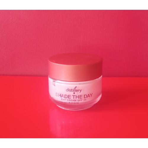 Avon Distillery, Shade the Day SPF25 Day Cream (Nawilżający krem do twarzy SPF25 z filtrem mineralnym) - opinie | zdjęcie do recenzji od czerwonykapturek1992