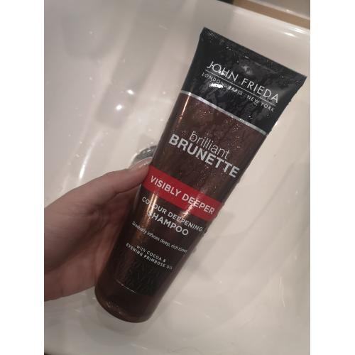 John Frieda Brilliant Brunette, Visibly Deeper, Colour Deepening Shampoo (Szampon pogłębiający brązowy kolor włosów) - opinie | zdjęcie do recenzji od marta_zmija - 1