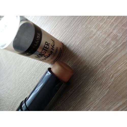 Maybelline New York Master Strobing Stick, Illuminating Highlighter [Face Studio Strobing Stick] (Rozświetlacz w sztyfcie) - opinie | zdjęcie do recenzji od Jolanta_14
