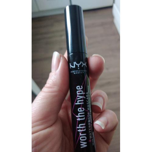 NYX Professional Makeup Worth the Hype, Volumizing & Lengthening Mascara (Tusz do rzęs) - opinie | zdjęcie do recenzji od Minnie86 - 3