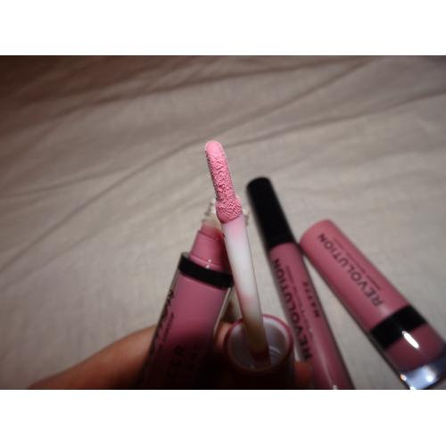Revolution Beauty (Makeup Revolution) Sheer Brillant Lipgloss (Błyszczyk do ust w płynie) - opinie | zdjęcie do recenzji od lergie - 1