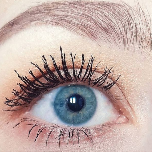 Avon Unlimited Instant Lift Mascara (Tusz do rzęs `Uniesienie i podkręcenie`) - opinie | zdjęcie do recenzji od Barunia - 4