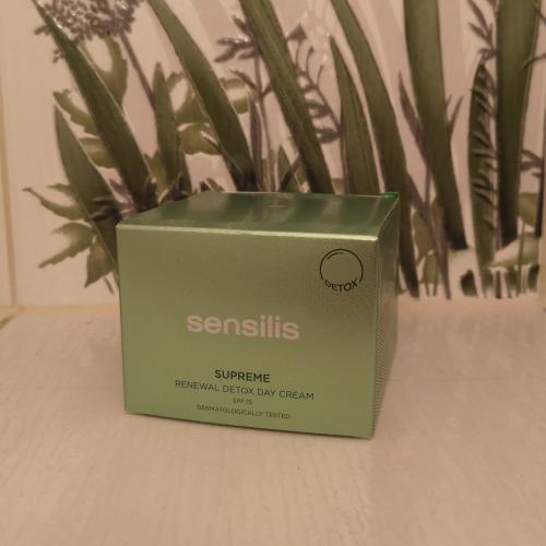 Sensilis Supreme Renewal Detox Day Cream SPF 15 (Krem na dzień) - opinie | zdjęcie do recenzji od Susyjo