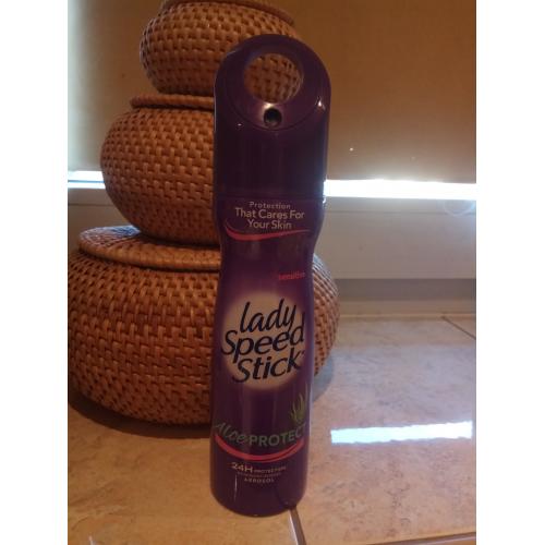 Lady Speed Stick Aloe Soothing Spray (Antyperspirant w sprayu) - opinie | zdjęcie do recenzji od niulaanula