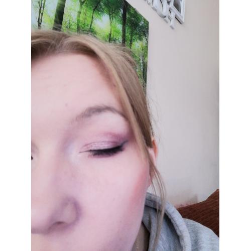 Miss Sporty Wonder'Eye, Eyeshadow Palette Frozen Rose (Paleta cieni do powiek) - opinie | zdjęcie do recenzji od monikamotyl