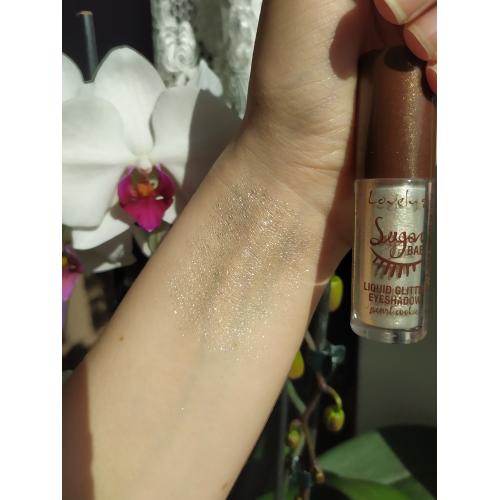 Lovely Only For Sweet Lovers, Sugar Bae Liquid Glitter Eyeshadow (Cień do powiek w płynie) - opinie | zdjęcie do recenzji od BabuAgu - 1