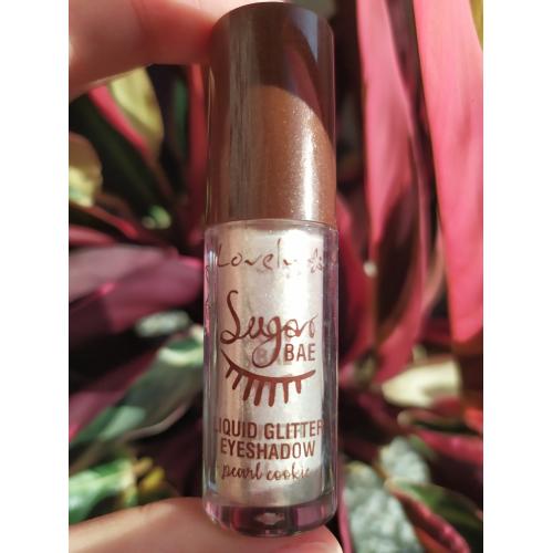 Lovely Only For Sweet Lovers, Sugar Bae Liquid Glitter Eyeshadow (Cień do powiek w płynie) - opinie | zdjęcie do recenzji od BabuAgu - 2