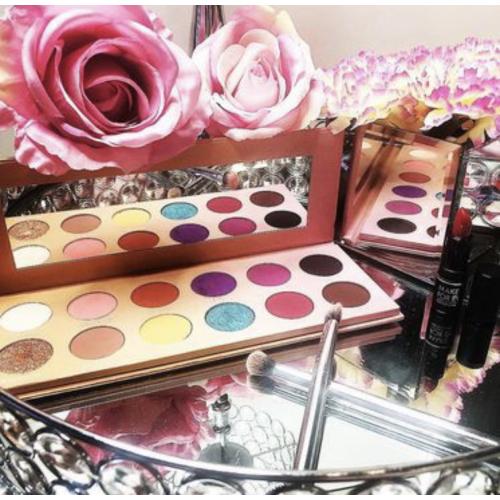 Affect Affect x Pro Make Up Academy,  In The Spotlight Eyeshadow Palette (Paleta 12 cieni do powiek) - opinie | zdjęcie do recenzji od Azia56