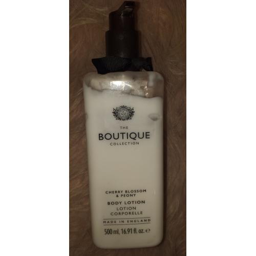 Grace Cole The Boutique Collection, Cherry Blossom and Peony Body Lotion (Balsam do ciała `Kwiat wiśni i piwonia) - opinie | zdjęcie do recenzji od HonoSa