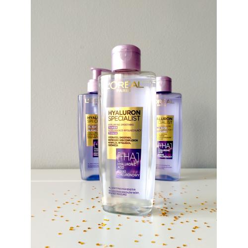 L'Oreal Paris Hyaluron Specialist, Replumping Smoothing Toner (Tonik wypełniająco-wygładzający do twarzy) - opinie | zdjęcie do recenzji od Redakcja_Wizazpl
