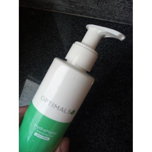 Oriflame Optimals, Hydra Matte, Cleansing Gel (Oczyszczający żel do cery tłustej) - opinie | zdjęcie do recenzji od Wiola435