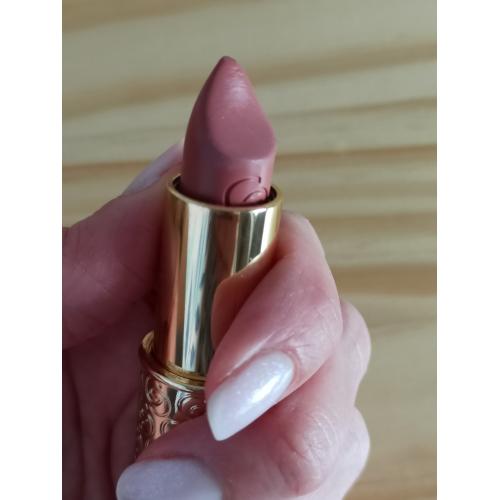 Oriflame Giordani Gold, MasterCreation Lipstick (Pomadka do ust) - opinie | zdjęcie do recenzji od ciasteczkowapanna