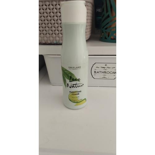 Oriflame Love Nature, Purifying Toner with Organic Tea Tree & Lime (Oczyszczający tonik z organicznym drzewem herbacianym i limonką) - opinie | zdjęcie do recenzji od Moniula93 - 2