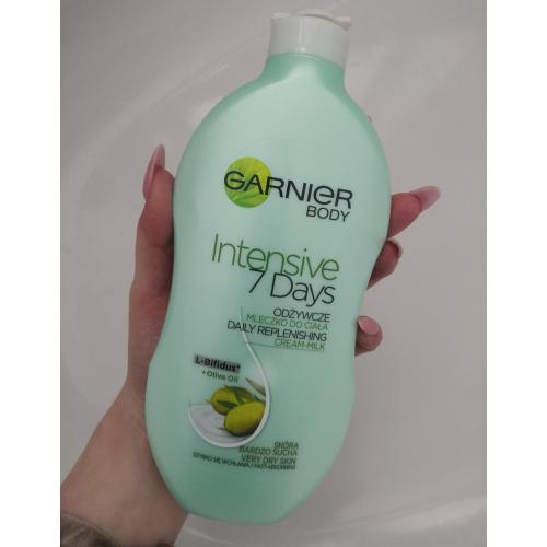 Garnier Nawilżanie 7 Dni, Odżywcze mleczko do ciała z ekstraktem z oliwek - opinie | zdjęcie do recenzji od DomkaKromkaa