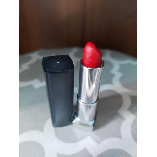 Maybelline New York Color Sensational, Matte Nudes Lipstick (Matowa pomadka do ust) - opinie | zdjęcie do recenzji od marta_flak - 2