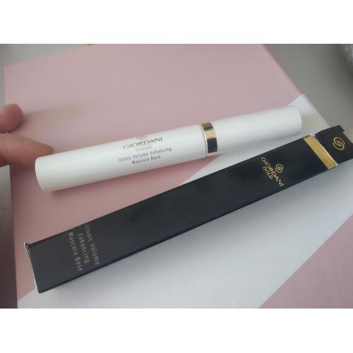 Oriflame Giordani Gold. Iconic Volume Enhancing Mascara Base (Zwiększająca objętość baza pod tusz do rzęs) - opinie | zdjęcie do recenzji od Moniula93 - 2