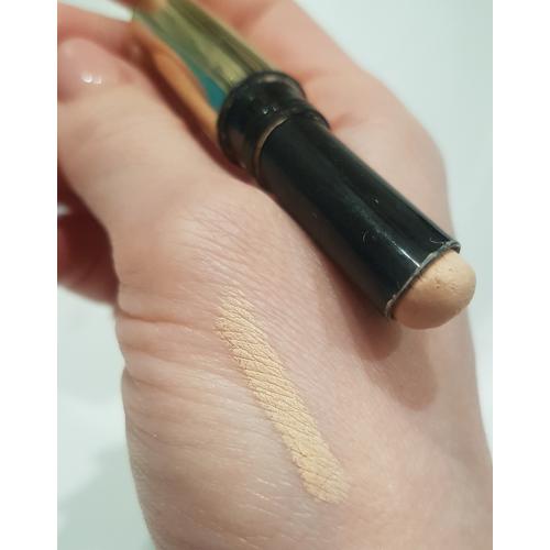 Avon Luxe, Concealer (Korektor w sztyfcie) - opinie | zdjęcie do recenzji od Staria - 1