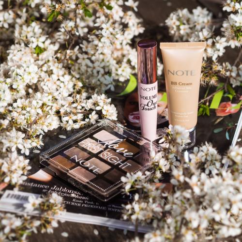 Note Cosmetique Love At First Sight Daily Routine Eyeshadow Palette (Paletka cieni do powiek) - opinie | zdjęcie do recenzji od FlyPati - 5