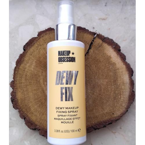 Makeup Obsession London Dewy Fix Makeup Fixing Spray (Spray utrwalający) - opinie | zdjęcie do recenzji od Ariessa