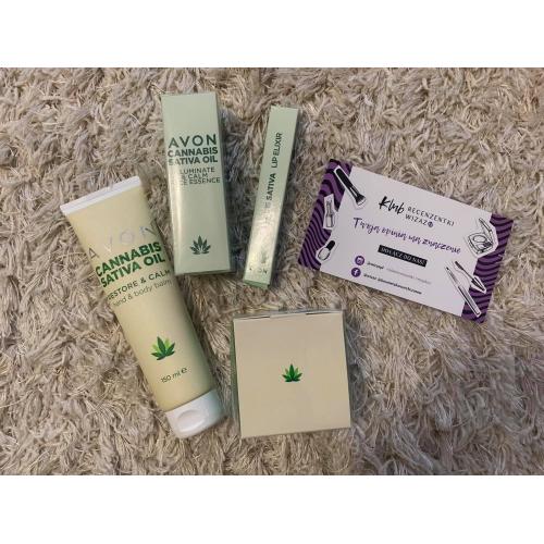 Avon Cannabis Sativa Oil, Restore & calm Hand & Body Balm (Kojący balsam do rąk i ciała z olejem konopnym) - opinie | zdjęcie do recenzji od Martek27