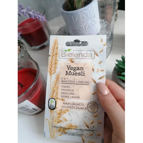 Bielenda Vegan Muesli, 2 w 1 Maseczka + peeling `Pszenica, owies, siemię lniane` - opinie | zdjęcie do recenzji od blondeinbeauty