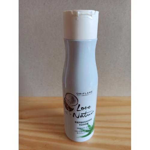 Oriflame Love Nature, Refreshing Toner with Organic Aloe Vera & Coconut Water (Odświeżający tonik z organicznym aloesem i wodą kokosową) - opinie | zdjęcie do recenzji od ciasteczkowapanna