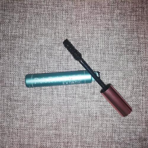 L'Oreal Paris Paradise Extatic Waterproof Mascara (Wodoodporny tusz do rzęs) - opinie | zdjęcie do recenzji od Skarbus19