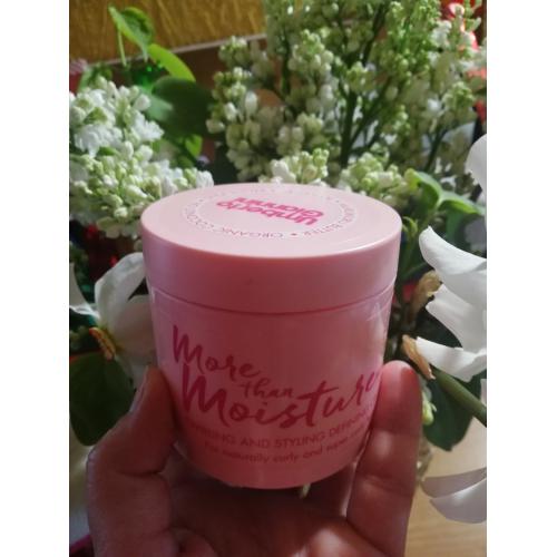 Umberto Giannini More Than Moisture Vegan Twirling And Styling Definition  Cream (Krem do stylizacji włosów kręconych) - opinie | zdjęcie do recenzji od Ivonek38 - 1
