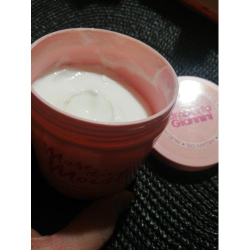 Umberto Giannini More Than Moisture Vegan Twirling And Styling Definition  Cream (Krem do stylizacji włosów kręconych) - opinie | zdjęcie do recenzji od Ivonek38 - 2