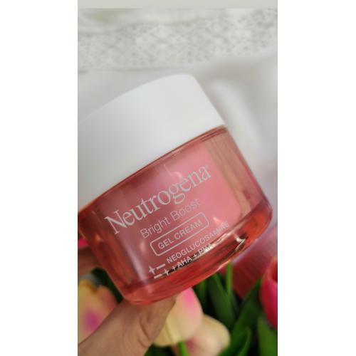 Neutrogena Bright Boost, Gel Cream (Rozświetlający żel-krem) - opinie | zdjęcie do recenzji od Amesia181 - 1