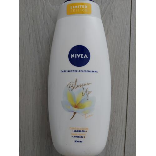 Nivea Blossom Up, Tiare Shower Gel (Pielęgnujący żel pod prysznic `Kwiaty Tiare`) - opinie | zdjęcie do recenzji od Lukrecja63