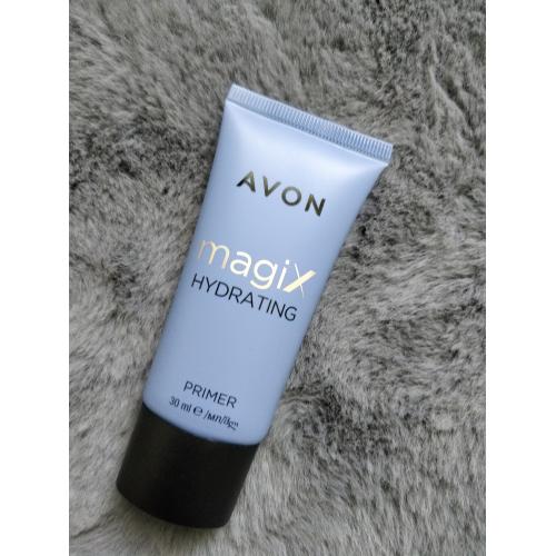 Avon Magix, Hydrating Primer (Nawilżająca baza pod makijaż) - opinie | zdjęcie do recenzji od Paula9595p - 2