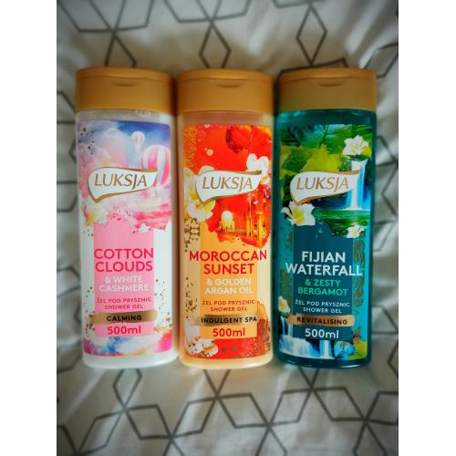 Luksja Fijian Waterfall, Revitalising Shower Gel Zesty & Bergamot (Żel pod prysznic) - opinie | zdjęcie do recenzji od Nathaliee85