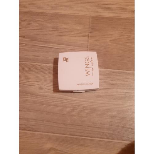 AA Wings of Color Skincare Makeup, Silky Smooth Powder (Jedwabisty puder w kompakcie) - opinie | zdjęcie do recenzji od AnnBelle28