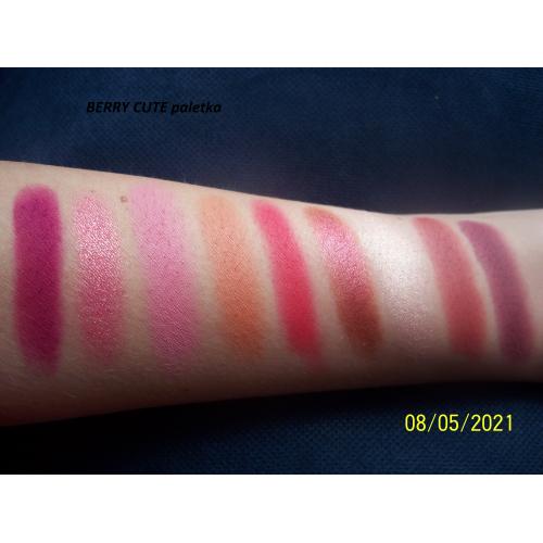 Makeup Obsession London Berry Cute Eyeshadow Palette (Paleta cieni do powiek) - opinie | zdjęcie do recenzji od Smerfeta83 - 1