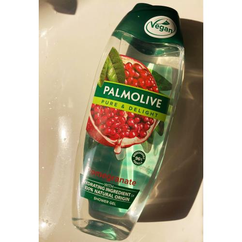 Palmolive Pure & Delight, Pomegranate Shower Gel (Pielęgnujący żel pod prysznic `Granat`) - opinie | zdjęcie do recenzji od 123eliza96