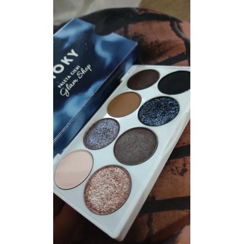 Glam Shop GlamBOX, Paleta cieni do powiek `Smoky` - opinie | zdjęcie do recenzji od szminka2010 - 1