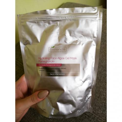 Bielenda Professional Face Program, Hydrating Face Algae Gel Mask Pomegranate (Nawilżająca maska algowo-żelowa `Granat`) - opinie | zdjęcie do recenzji od Olamorgan