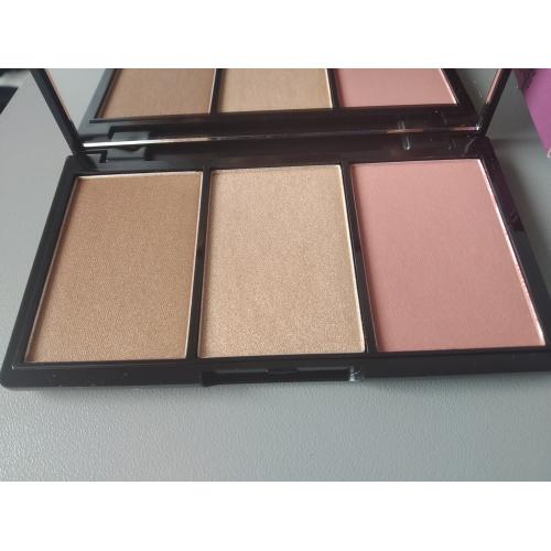 Oriflame The ONE, Contouring Kit (Zestaw do konturowania twarzy) - opinie | zdjęcie do recenzji od Moniula93 - 5