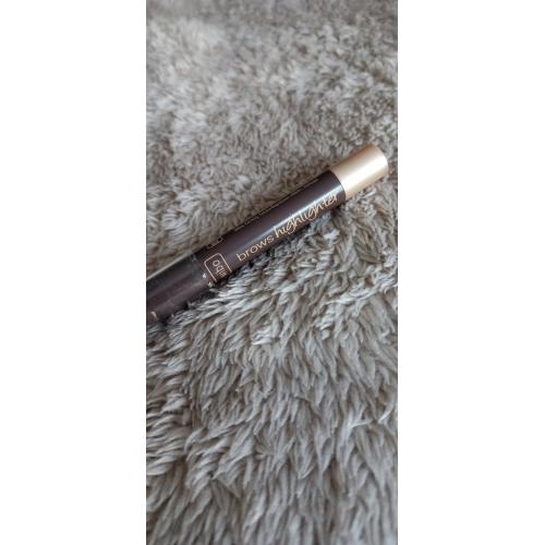 Wibo Brows Highlighter (Rozświetlacz pod łuk brwiowy) - opinie | zdjęcie do recenzji od martynaq1995