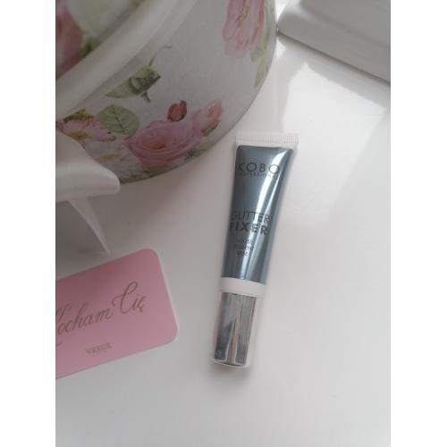 Kobo Professional Glitter Fixer Loose Pigment Base (Kremowa baza pod pigmenty) - opinie | zdjęcie do recenzji od blondeinbeauty