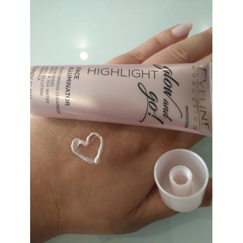 Eveline Cosmetics Glow and Go !, Highlight Face Illuminator (Rozświetlacz do twarzy (różne rodzaje)) - opinie | zdjęcie do recenzji od PAUNI - 1