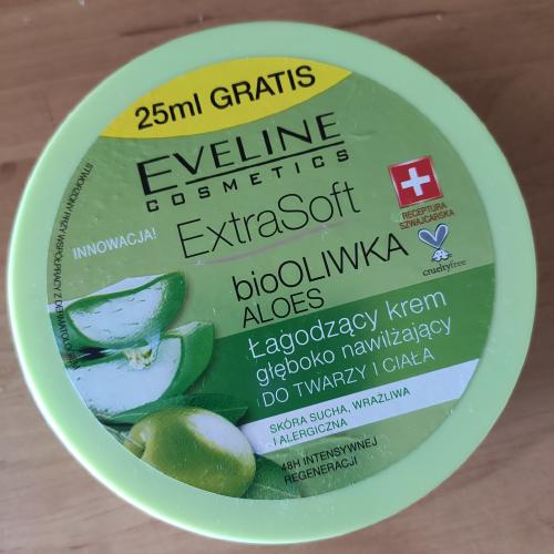 Eveline Cosmetics Extra Soft, Bio oliwka i aloes, Łagodzący krem głęboko nawilżający do twarzy i ciała - opinie | zdjęcie do recenzji od joaska1992
